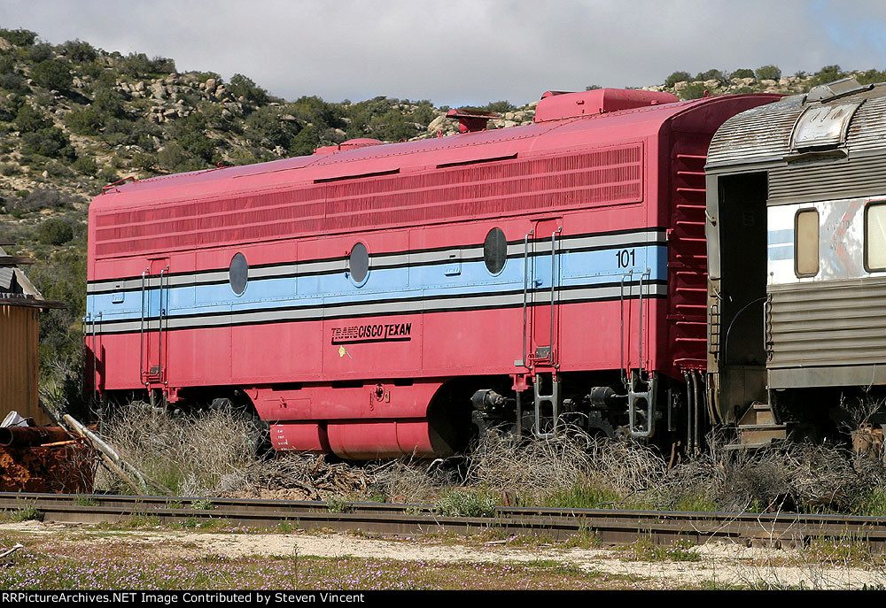 Former Transcisco Texan F7B #101 sits in the spur.